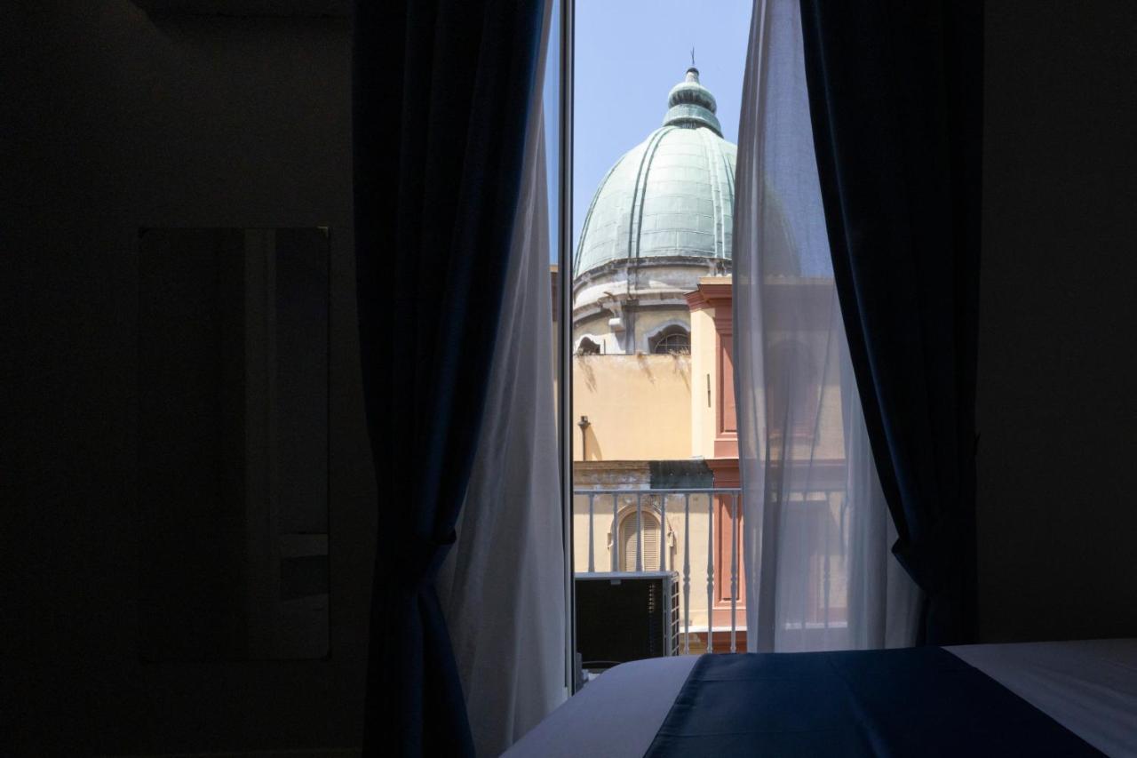 La Chambre Duomo Неаполь Екстер'єр фото